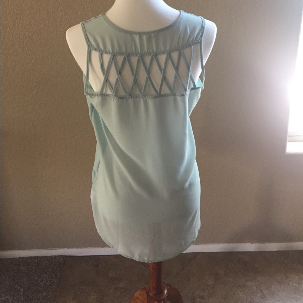 Shirt - Picture 1 of 3