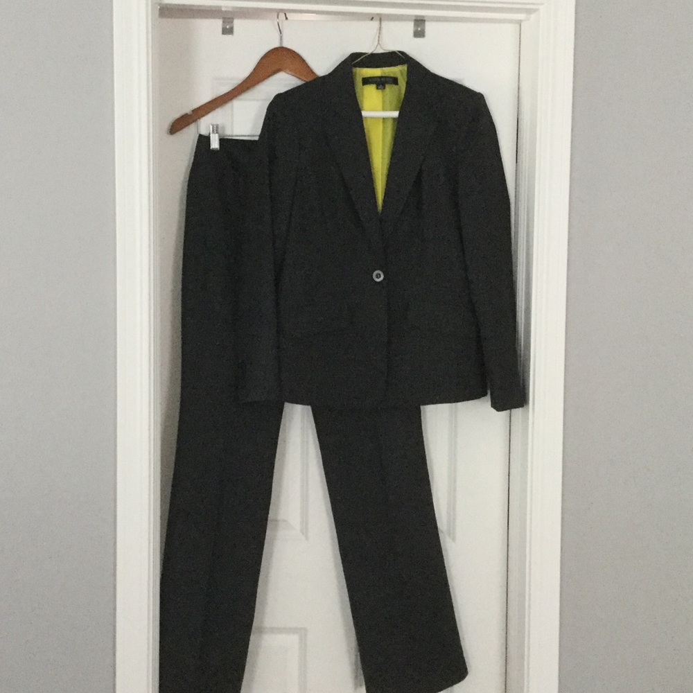 ANNE KLEIN SUIT
