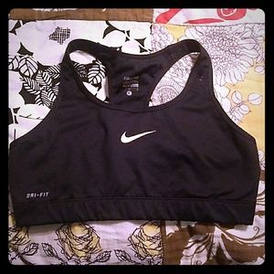 Black Nike sports bra