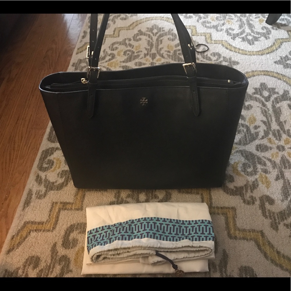 Tory burch large york