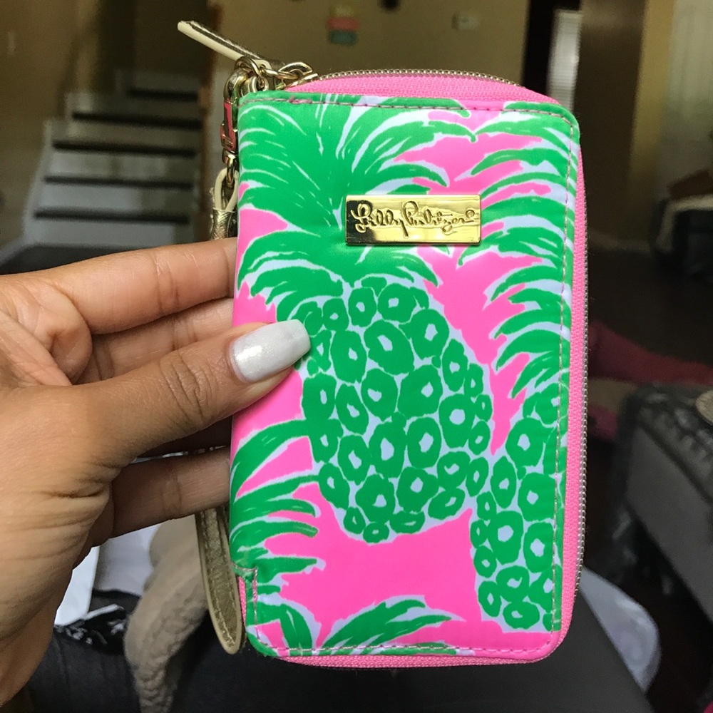 🌴Lily Pulitzer iPhone 7 wristlet🌴