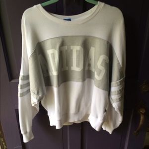 CC SALE ⚡️Vintage Adidas Sweatshirt