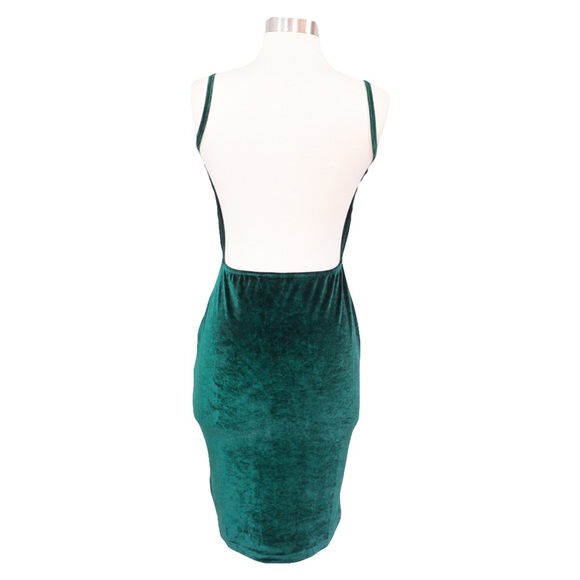 ❗️FINAL PRICE❗️Green Backless Velvet Bodycon Dress - Picture 7 of 7
