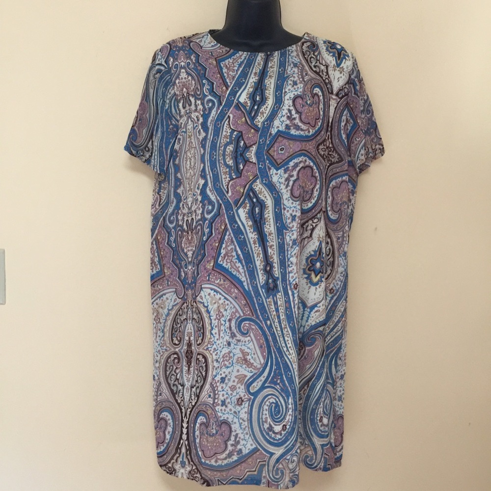 BOOHOO NWT Akemi Paisley Print Cap Sleeve Dress