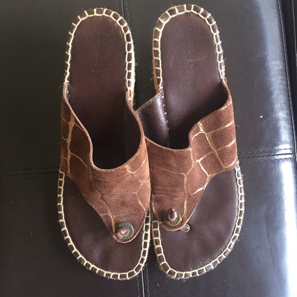Andre Assous Wedges