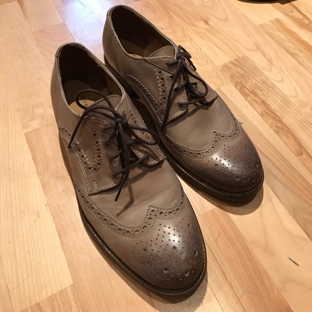 Bostonian Wingtip Oxfords sz 8.5