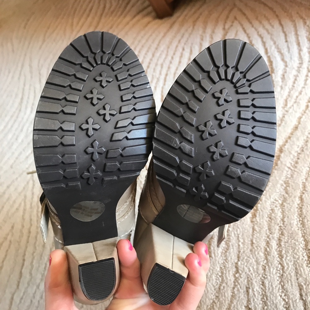 Seychelles Bootie - image 4