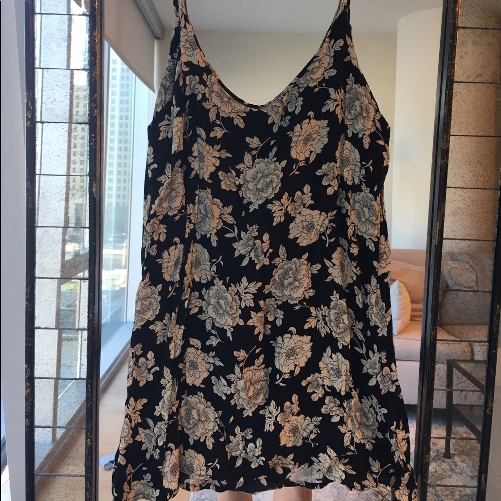 Brandy Melville Tunic