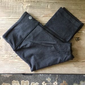 Lululemon cropped striped athletic pants