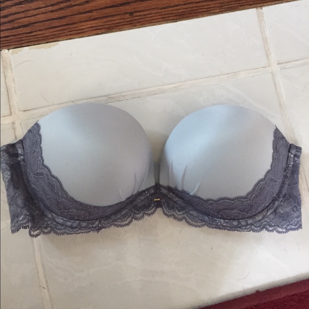 Victoria's Secret baby blue lace bra brand new 34C