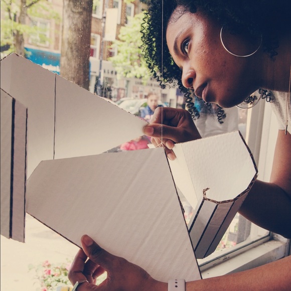 Shop @hiddensoles - Picture 2 of 8