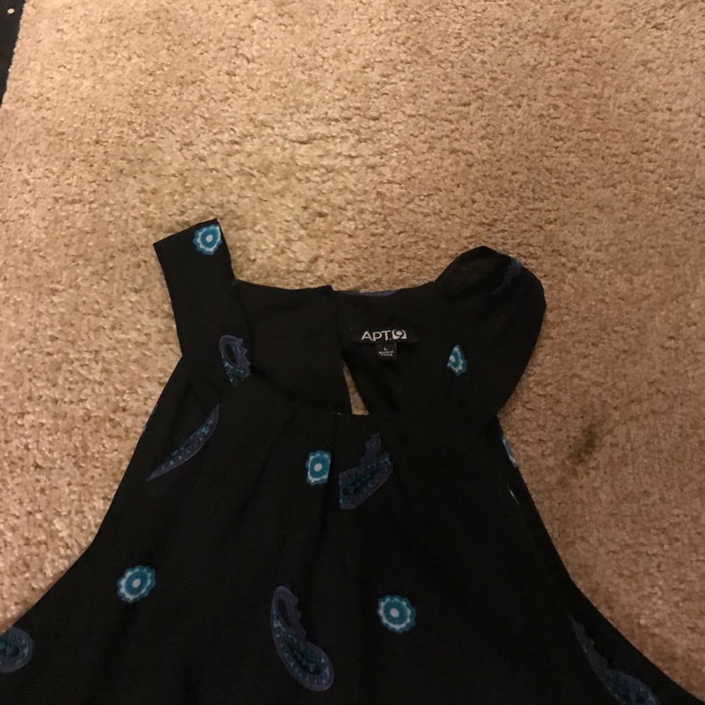 Cowneck sequin top - Picture 2 of 3