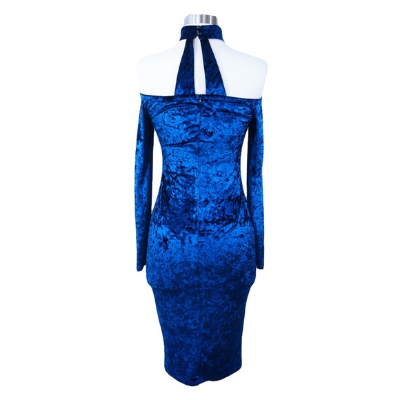 ❗️FINAL PRICE❗️ Blue Choker Bodycon Velvet Dress - Picture 7 of 7