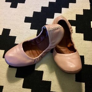 Lucky Brand Blush Flats
