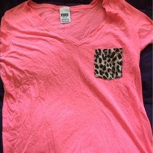 Pink v-neck with cheetah pocket