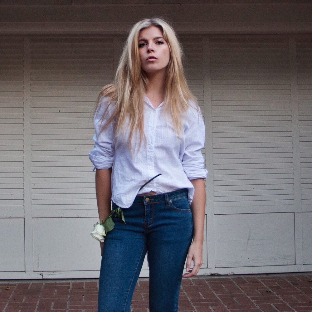NEW! 🌻 This is happiness 🌻button down shirt - Picture 4 of 4