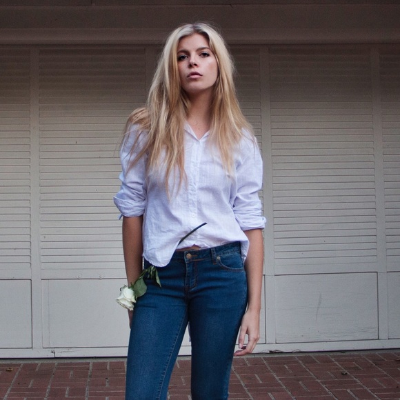 NEW! 🌻 This is happiness 🌻button down shirt - Picture 4 of 4