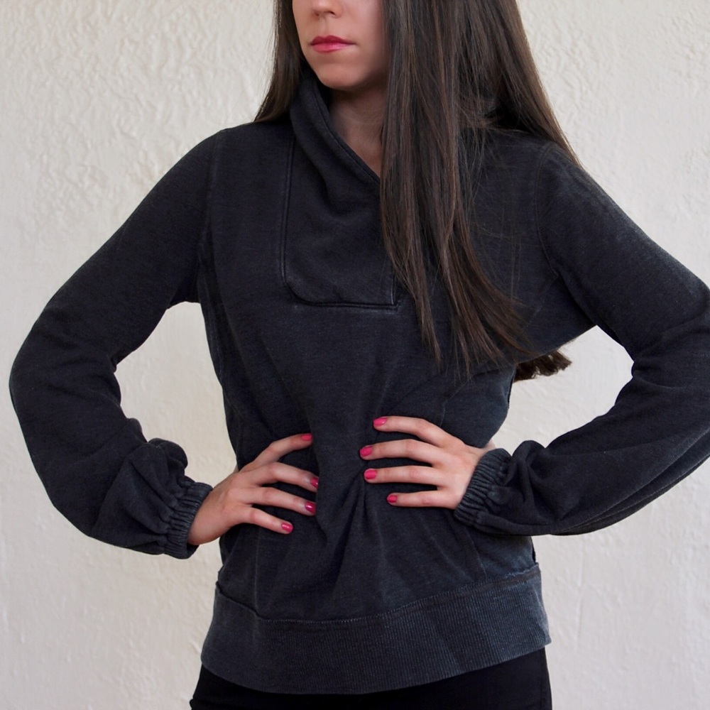 Flattering Converse Cowlneck