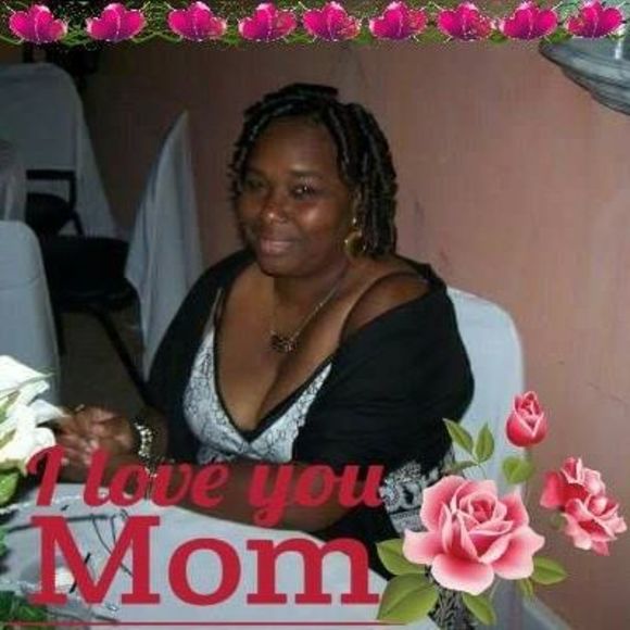 Meet your Posher, Tia - Picture 1 of 1