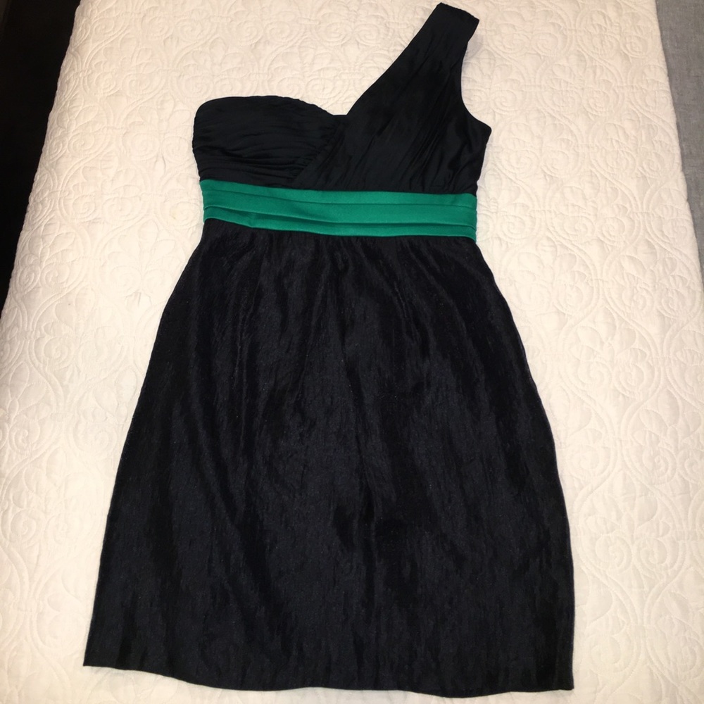 One shoulder max and Cleo dress