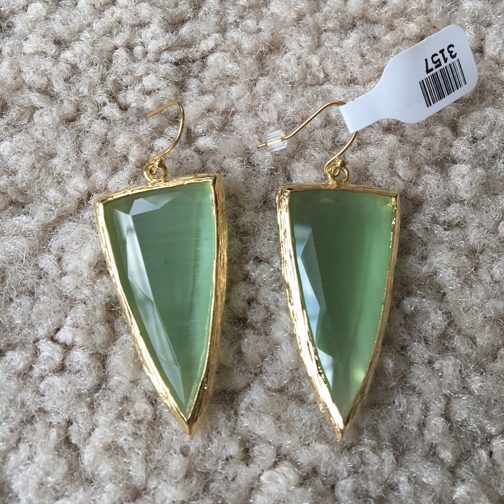 Lime drop earrings