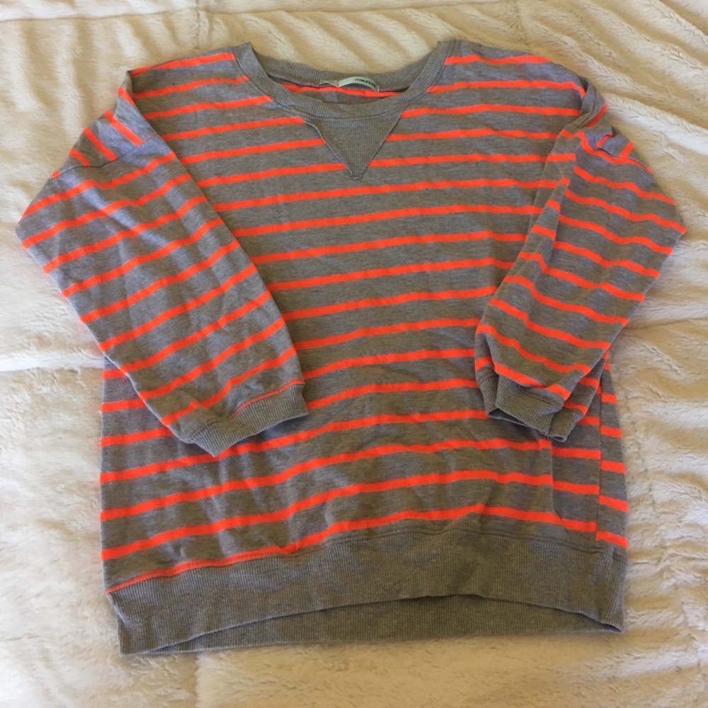 Lightweight sweatshirt