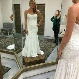 Brand New wedding dress.