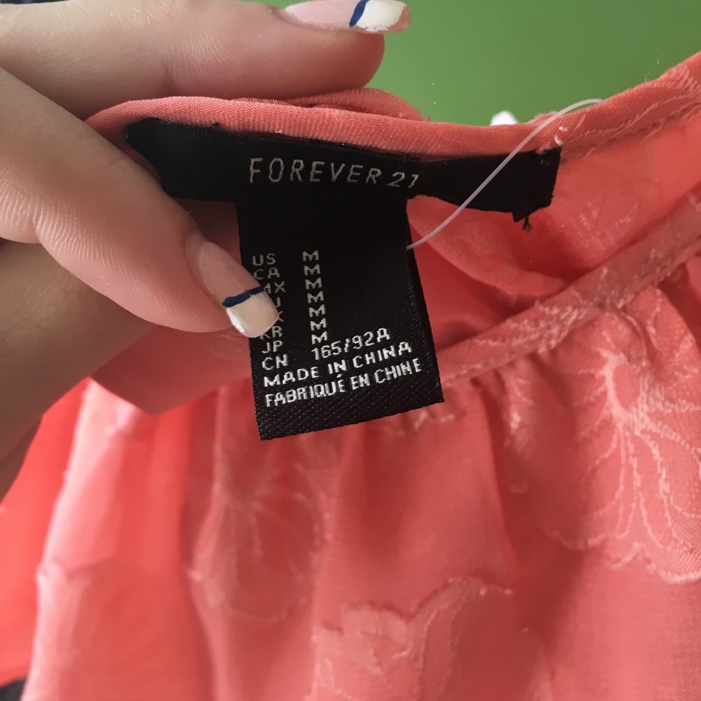 Pink blouse - Picture 2 of 5