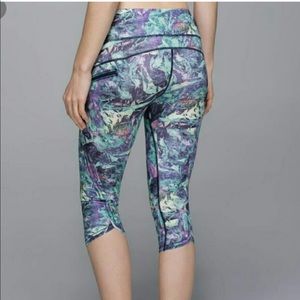 Run top crop speed capris