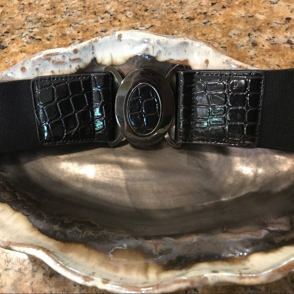 Nine West stretch belt
