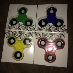 Hand spinners