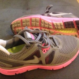 Ladies 6.5 lunarlon tennis