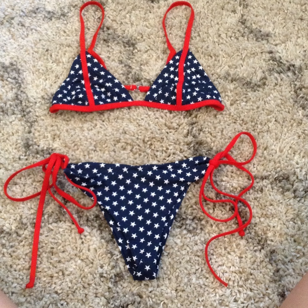 Frankie's bikini