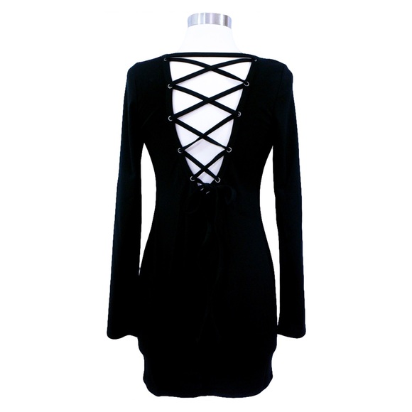 ^ Black Long Sleeve Lace Up Back Bodycon Dress - Picture 5 of 7