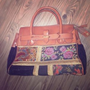 Vintage Floral Handbag 👜