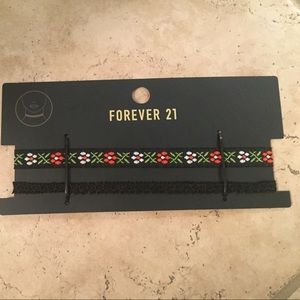 Jewelry/Necklace Black/Red/Green