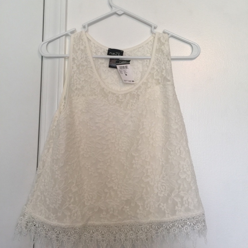 Rue 21 lace tank top