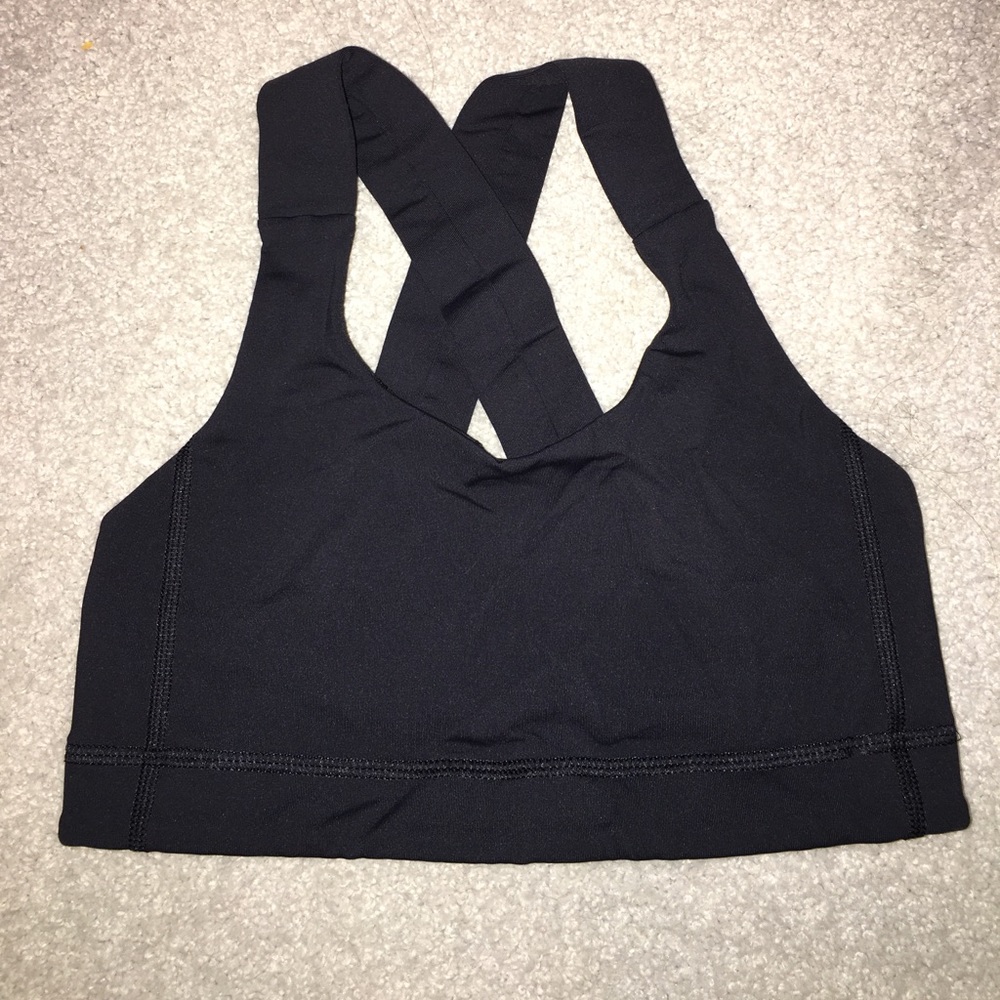 Size 4 black lulu lemon bra