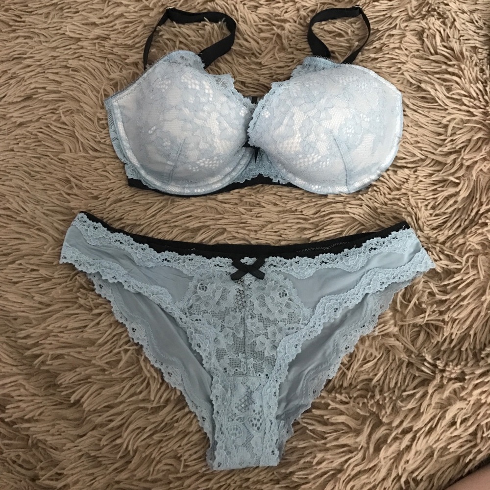 Victoria's Secret bra