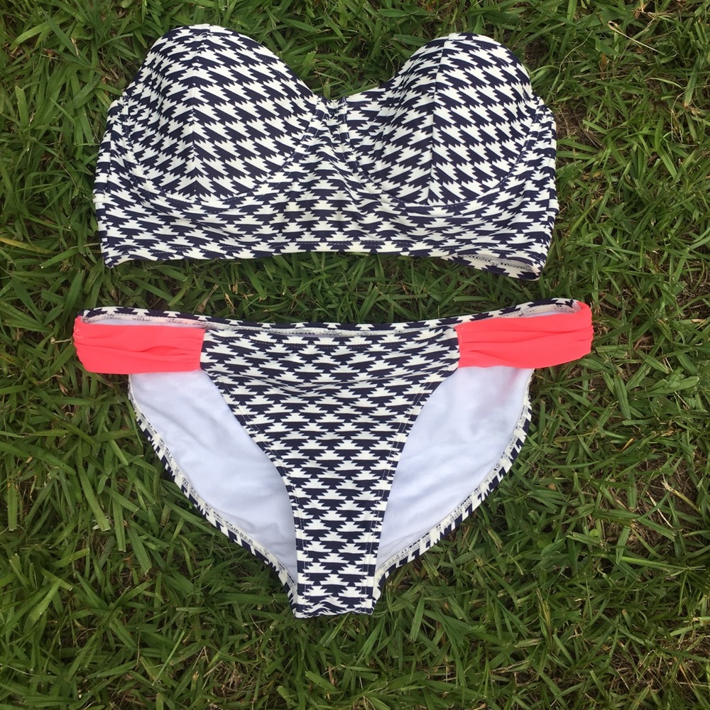 Xhilaration strapless bikini set,L top, M bottom