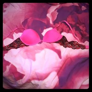 NWOT hot pink bra