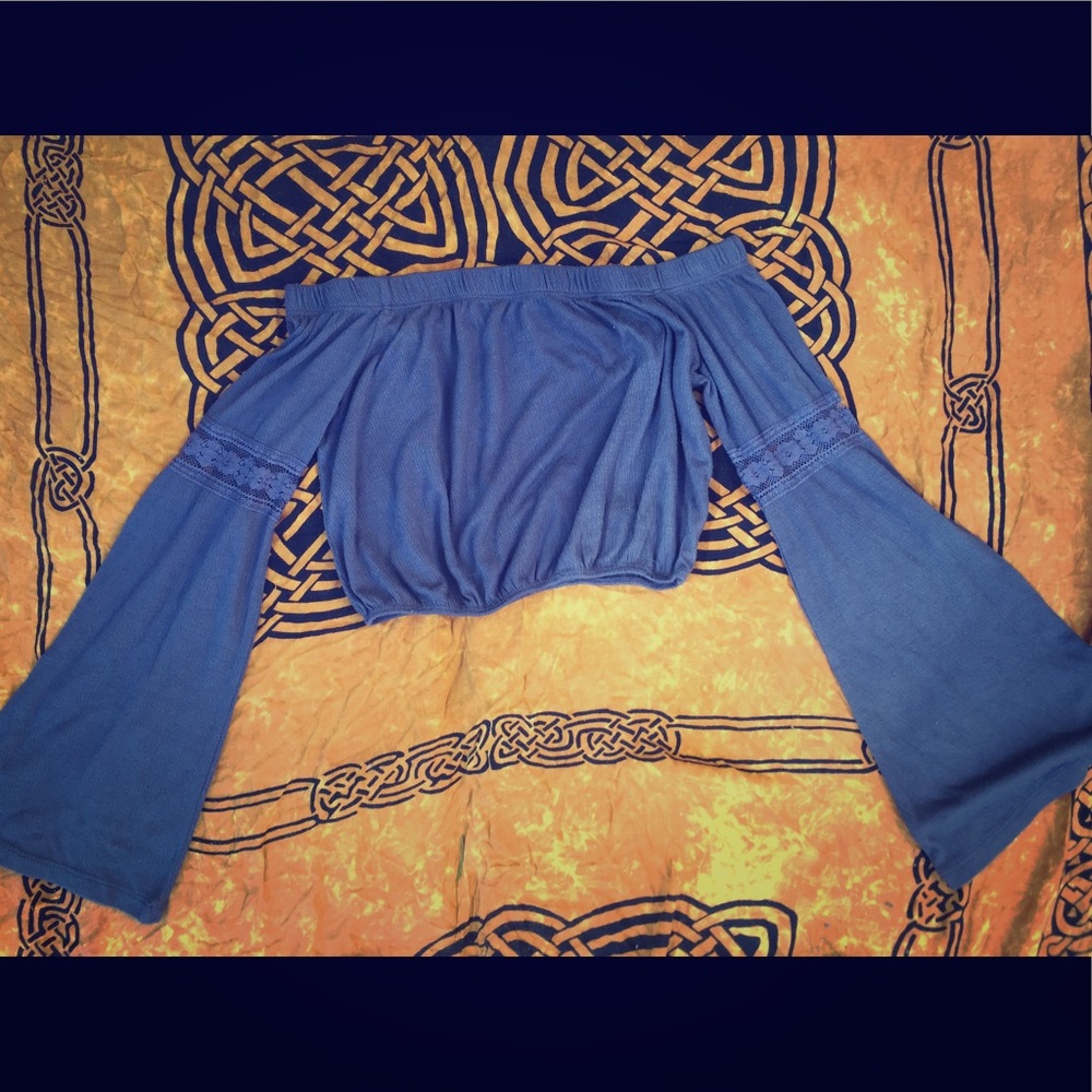 Boho Long Sleeved Crop Top