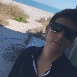 Meet your Posher, Tucker