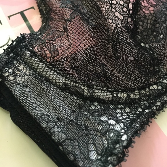Victoria's Secret bra - Picture 5 of 6