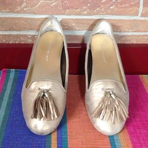 BCBGeneration Leona Flats Sz 6 1/2 M