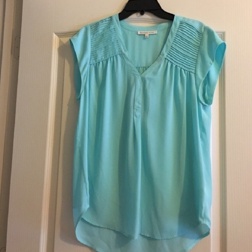 Daniel Rainn blouse