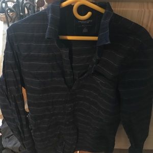 American Eagle Long Sleeve Button Down