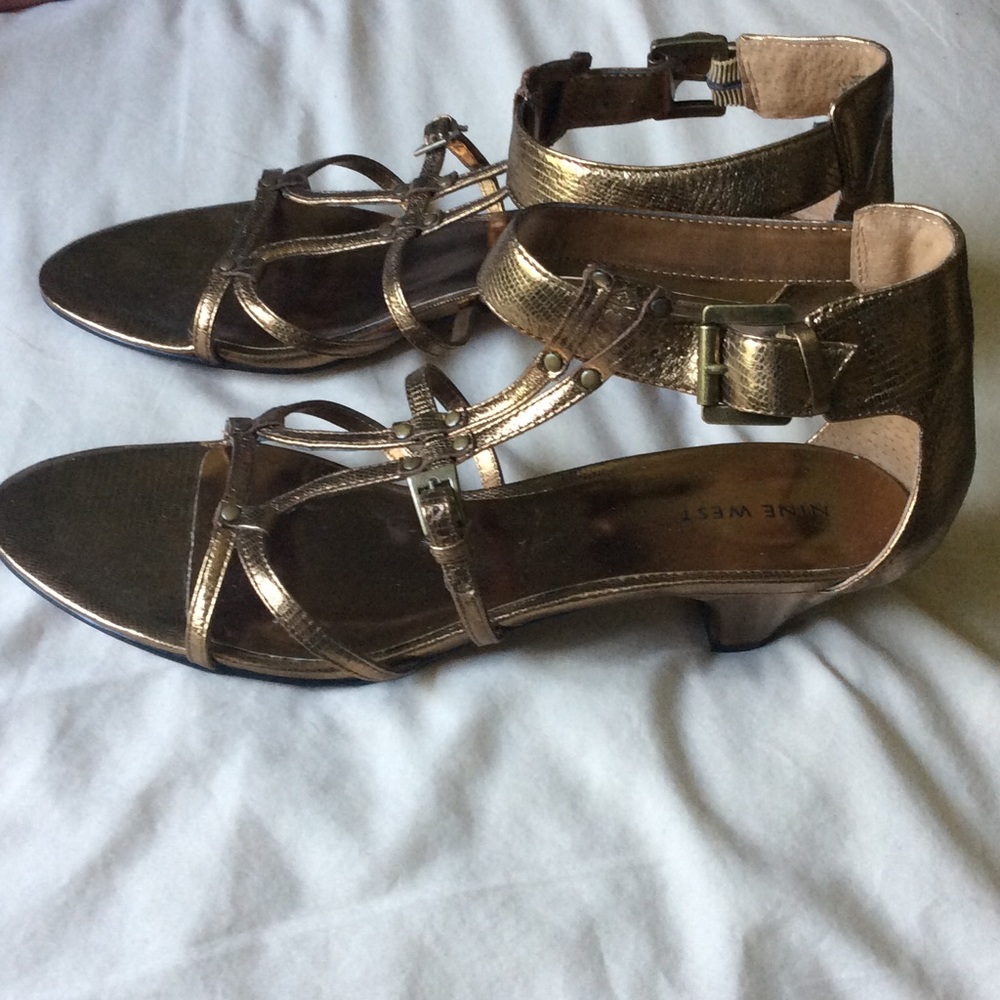 Beautiful Nine West Sandals!