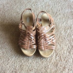 Tan wedges. Lightly worn | Dr. Scholl's