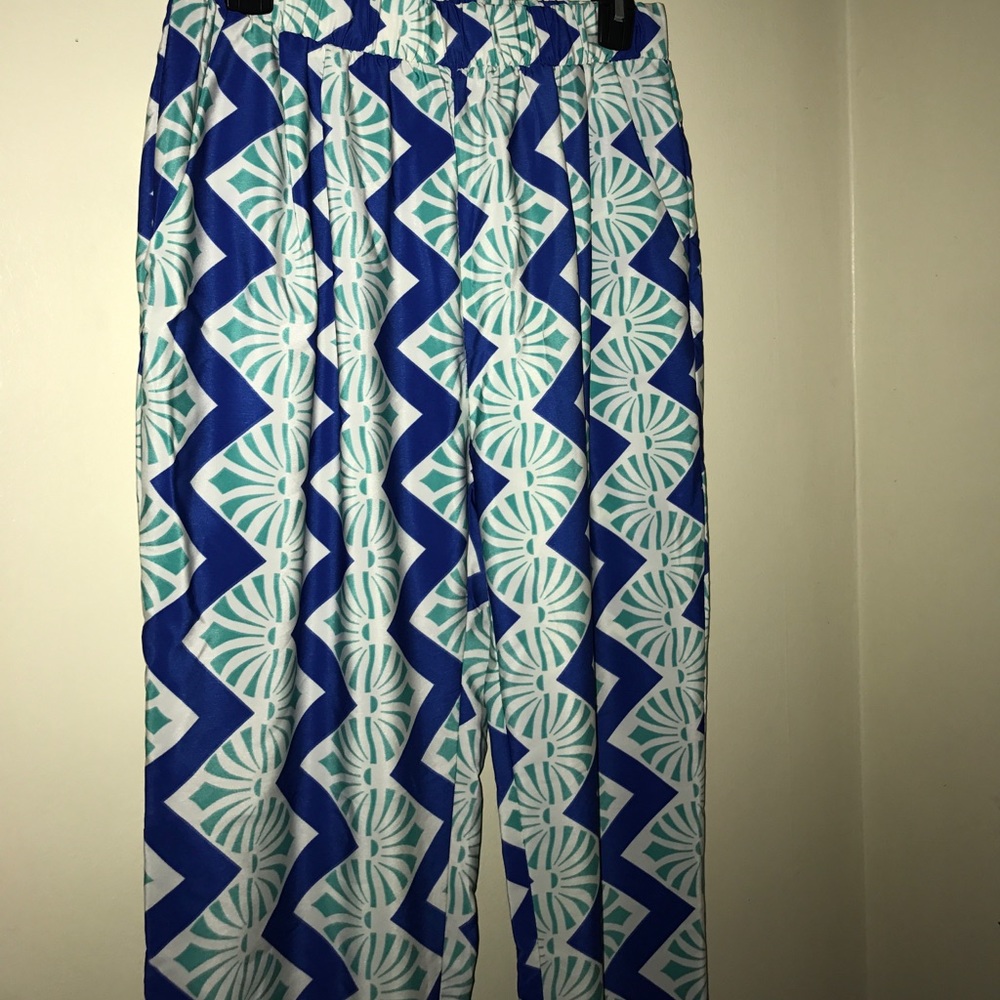 Patterned pants - Picture 2 of 3